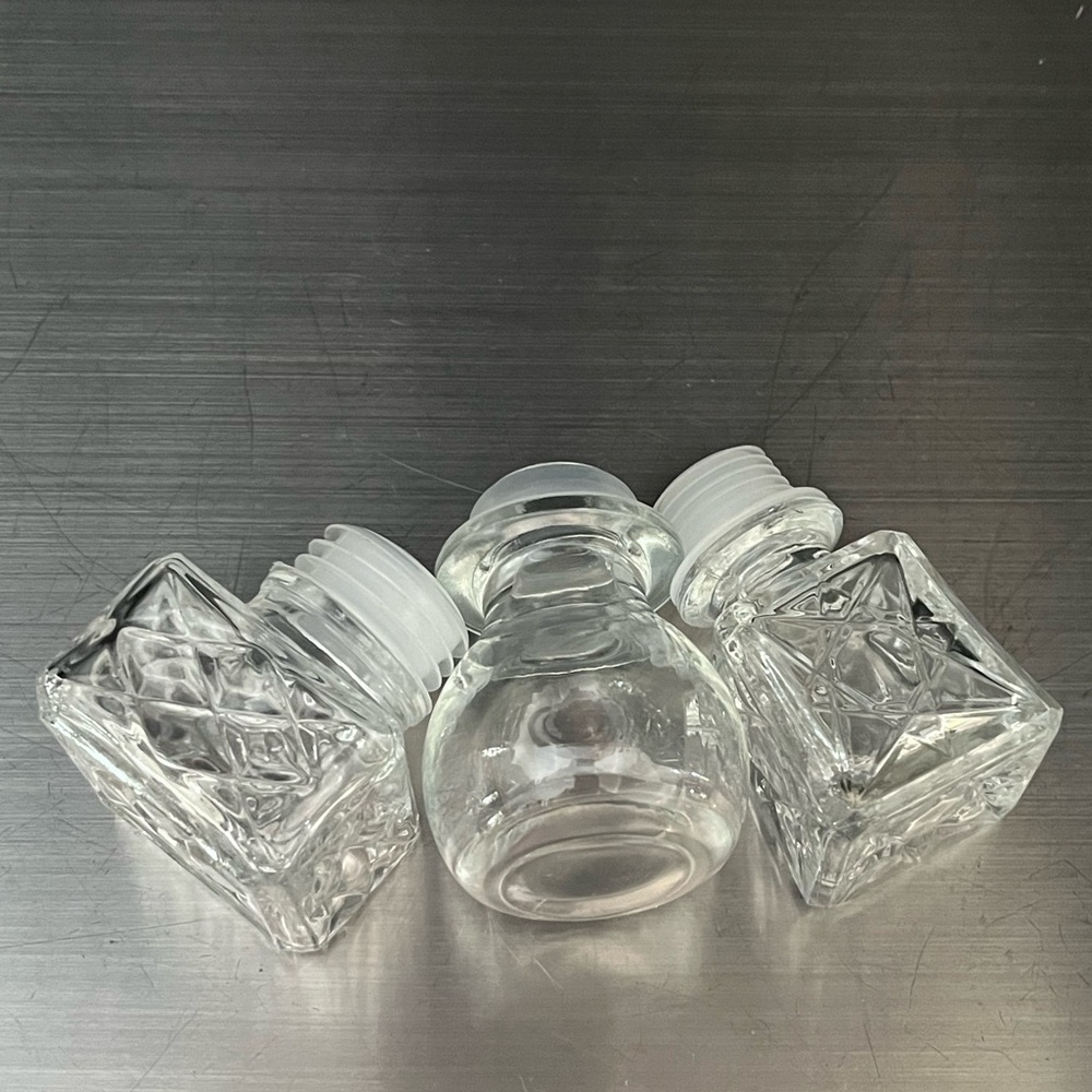 Whiskey Wine Decanters Made In Italy 3 Pieces - Picture 8 of 9